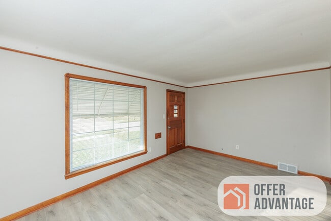 Photo - 3026 Torrington Ave