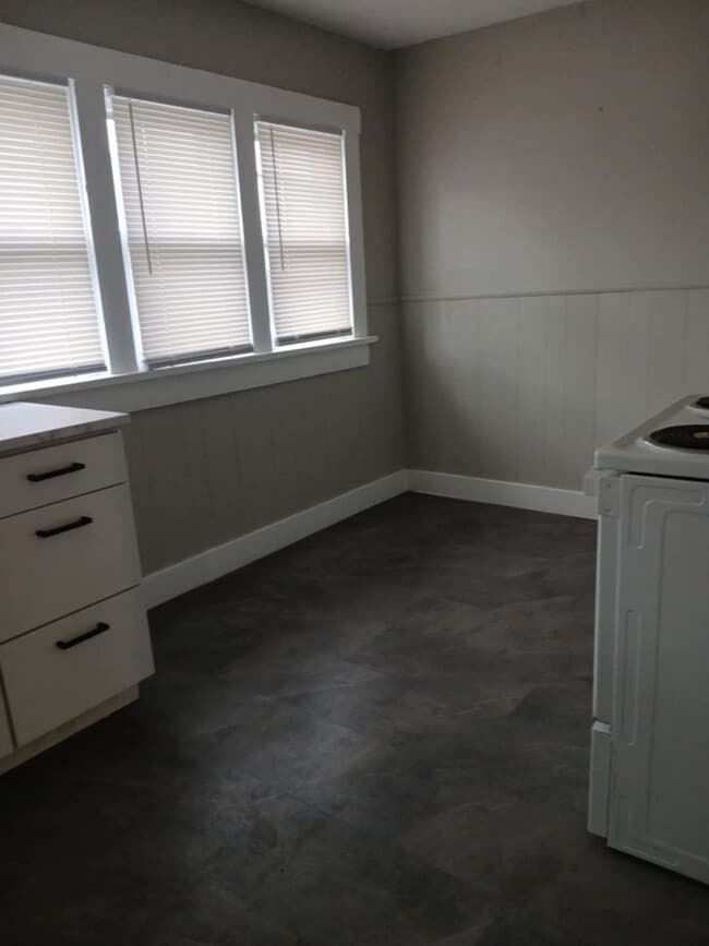 Photo - 2410 W Douglas Ave Unidad 2410 1/2