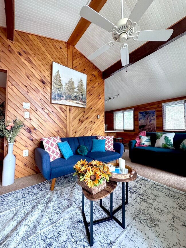 Photo - 4 N Shore Dr