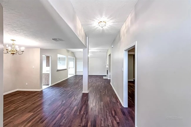 Photo - 3315 Candlepine Dr