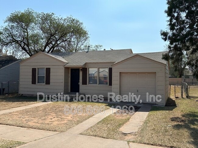 Building Photo - 2519 1st Pl Rental