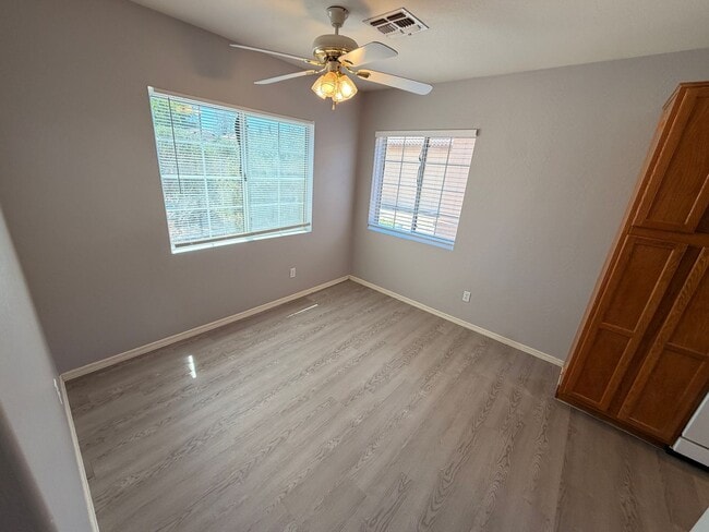 Photo - 12556 W Charter Oak Rd