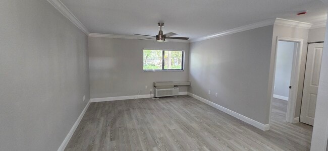 Photo - Las Palmas Senior Living