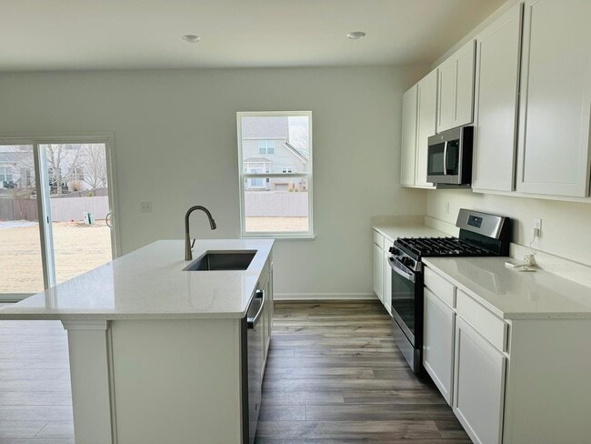 Photo - 3383 Caledonia Drive