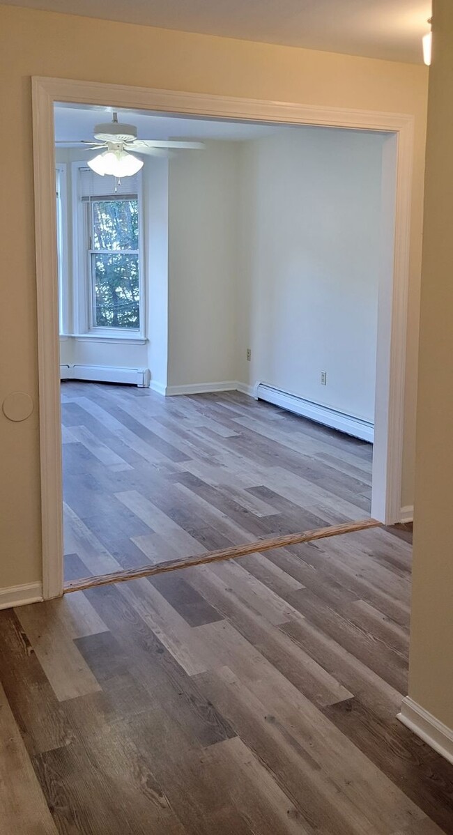 Hallway Entry - 3229 7th Ave Apartments Unit 2