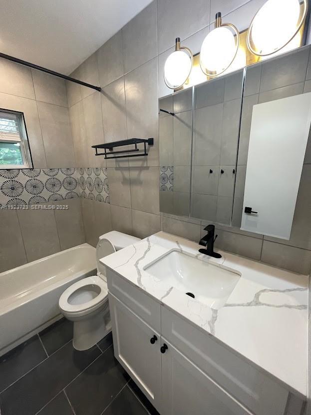 Photo - 2418 Polk St Unidad 205