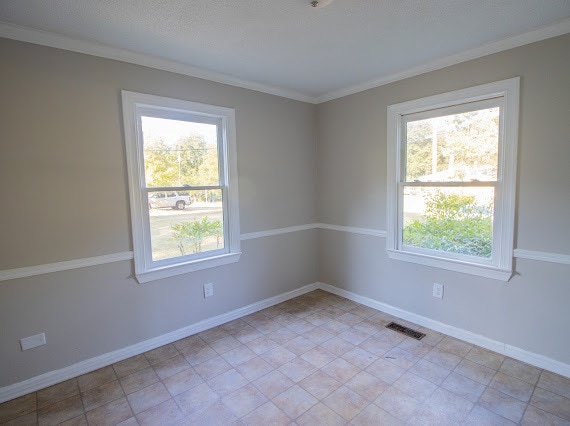 Photo - 912 Meadowbrook Dr