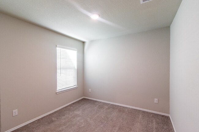 Photo - 1218 Colt Canyon Dr