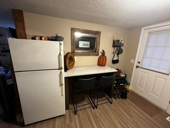 Photo - 7608 E South St