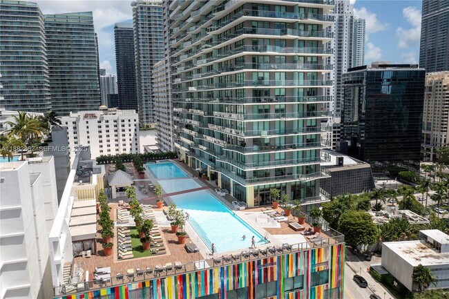 Photo - 1300 S Miami Ave Unidad 1002