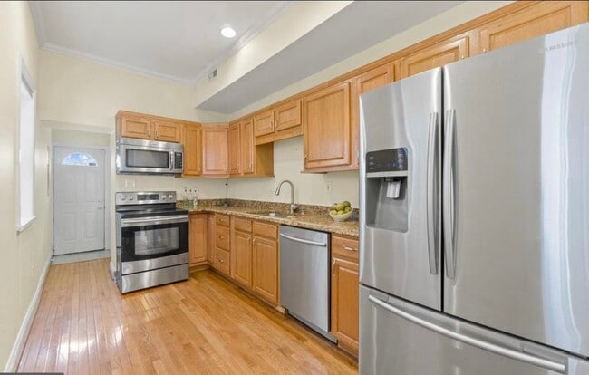 Photo - 128 W Fort Ave