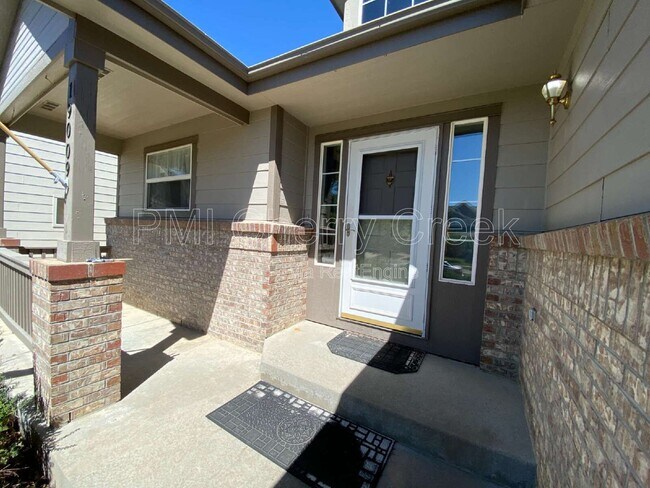 19009 E Baker Pl