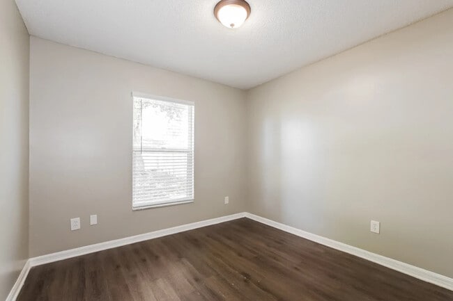 Photo - 11855 Hatcher Cir