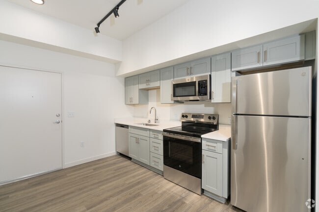 Interior Photo - 717 E 29th Ave Rental