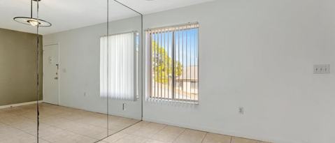 Photo - 9960 5th St N