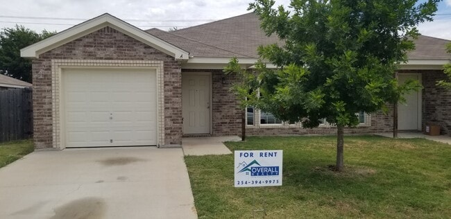 Building Photo - 4606 Waterfall Dr Rental