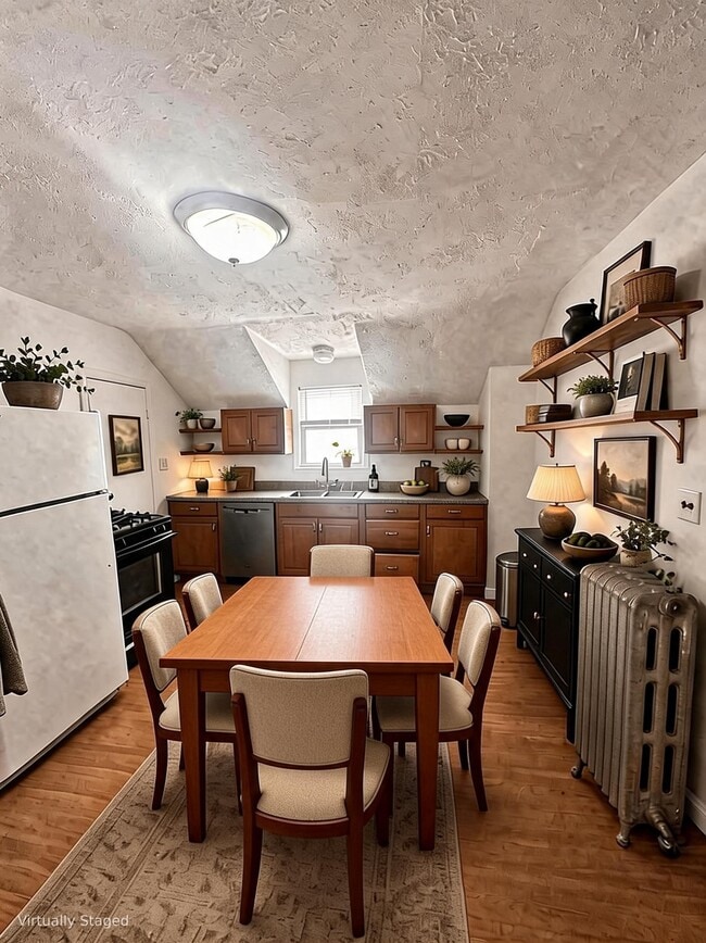 Photo - 456 Medford St Unit 2