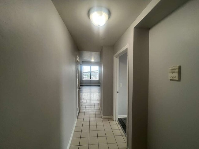 Photo - 279 Mt Prospect Ave Unidad 43