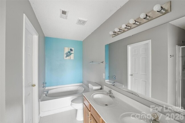 Photo - 3000 Brookchase Blvd