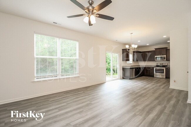 Photo - 5659 Beaver Pond Tl