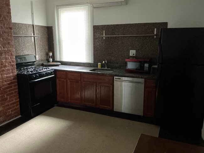 Photo - 1022 Pine St