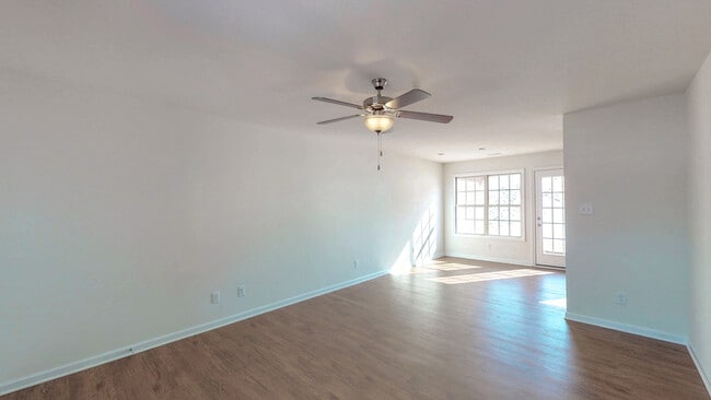 Photo - 812 S Old Sevierville Pike