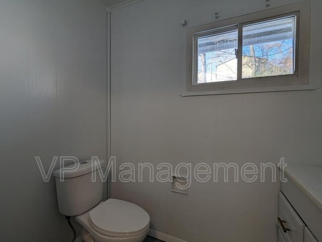 Photo - 1536 Spring St