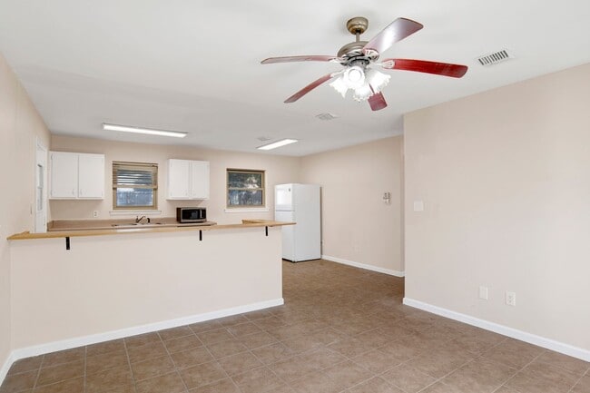 Photo - Renovated 3 bedroom home near UWF
