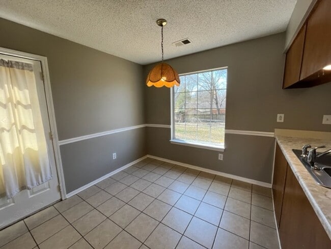 Photo - Renovated 3 Bedroom 2 Bath Home for Rent!!