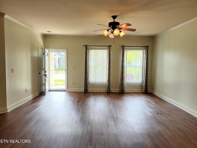 Photo - 144 Hardinberry St