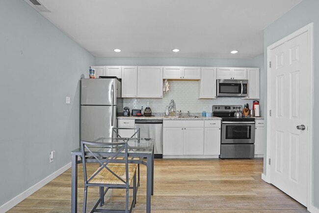 Photo - 4333 Delmar Blvd Unit 4333 Delmar- Carriage House