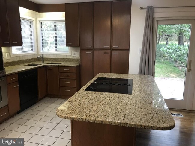 Photo - 7220 Vistas Ln