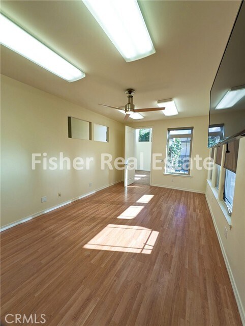 Photo - 627 Avocet Way