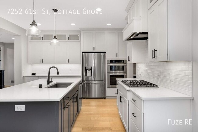 Photo - 7252 61st St S