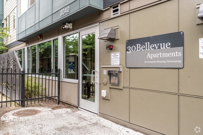 Entrada - 30 Bellevue