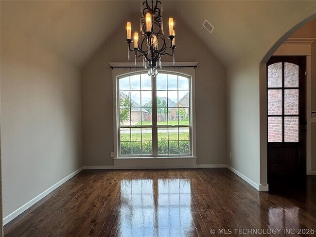 Photo - 12918 S 2nd St