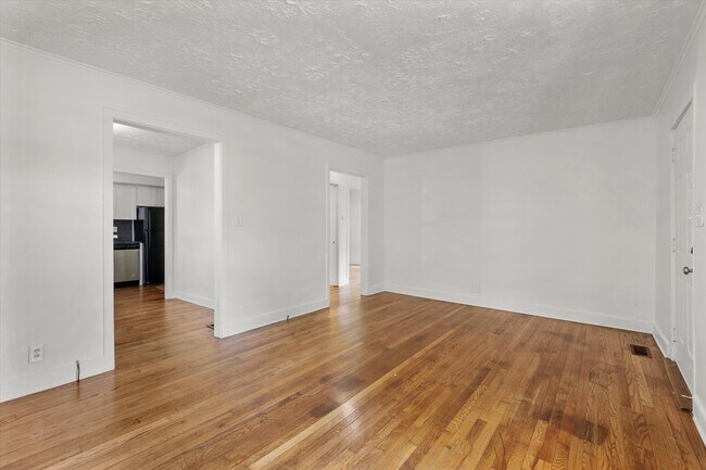 Photo - 3312 Clearview St