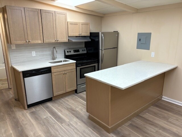 Photo - 5832 Phillips Ave Unit #2