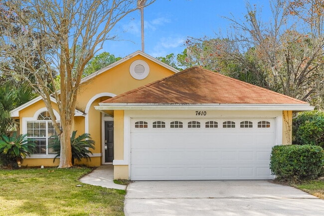 Building Photo - 7410 Carriage Side Ct