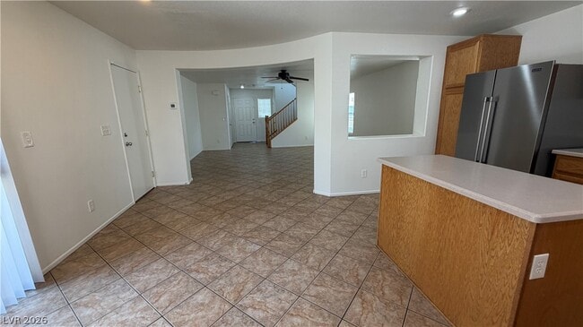 Photo - 718 Thornford St