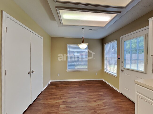 Photo - 16906 Driver Ln