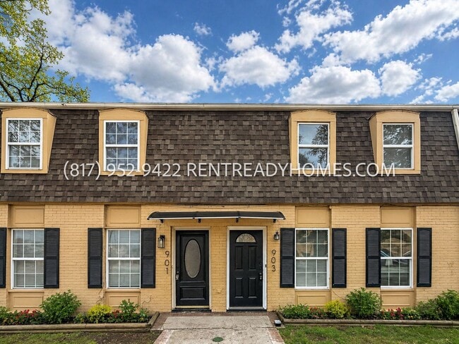 Building Photo - 903 S Ripple Creek Dr