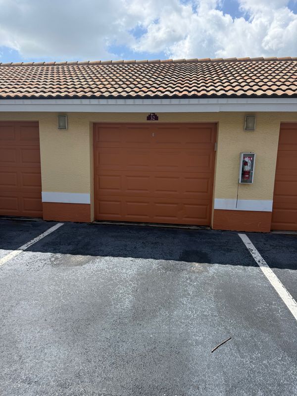 Photo - 6401 Aragon Way