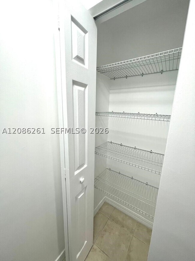 Photo - 115 SW 11th St Unit 704