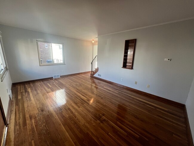 Photo - 1324 Meadow Rd