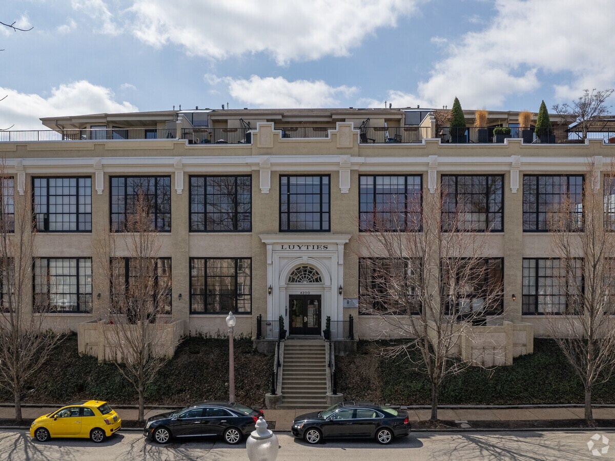 Photo - Luyties Homeopathic Pharmacy Company Building