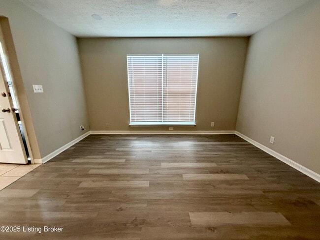 Photo - 12420 Brothers Ave