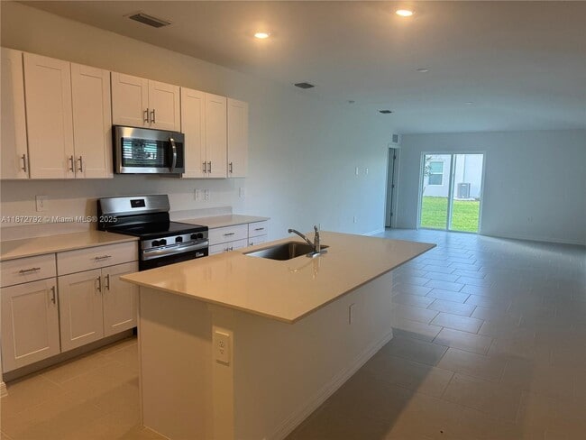 Photo - 4106 Lattuca Ln