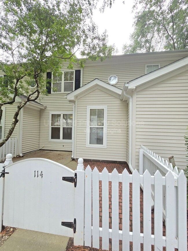 Building Photo - 5813 Wrightsville Ave