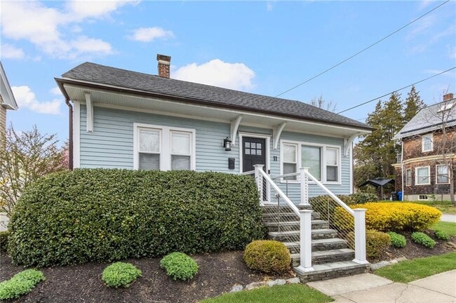 Photo - 11 Eustis Ave